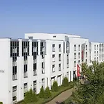 Intercityhotel 4*
