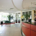 Intercityhotel Hotell 4*
