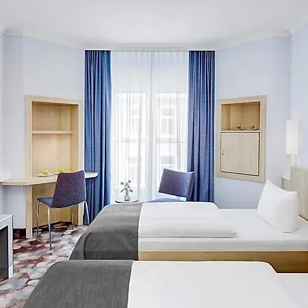 Hotel Intercityhotel 4*