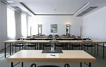 Intercityhotel Otel Rostock