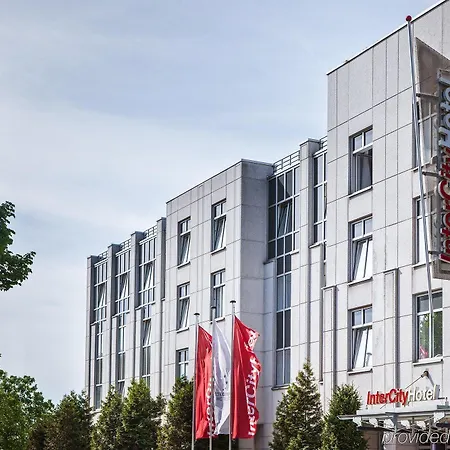 Intercityhotel Otel 4*