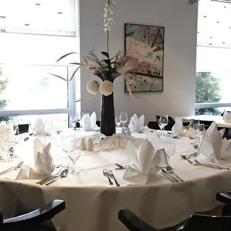 Hotel Intercityhotel 4*