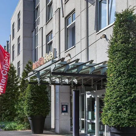 Intercityhotel 4*
