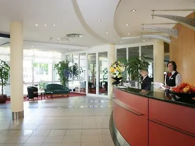 Intercityhotel Hotell 4*
