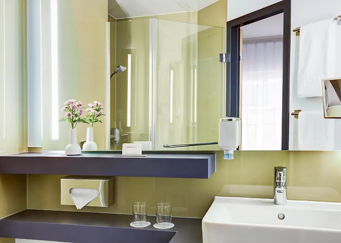 Intercityhotel Hotel 4*